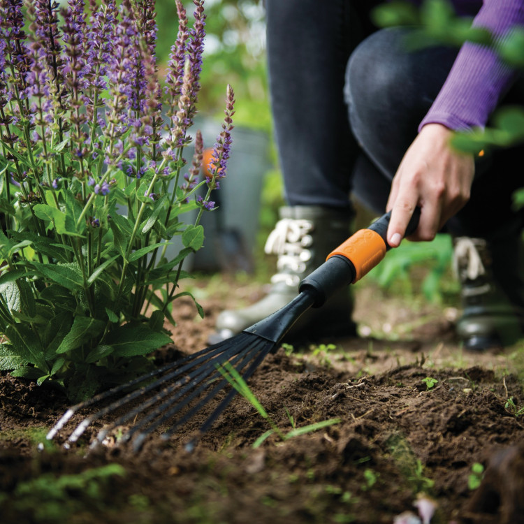 Ranger le jardin : 20 outils indispensables qui faciliteront votre travail