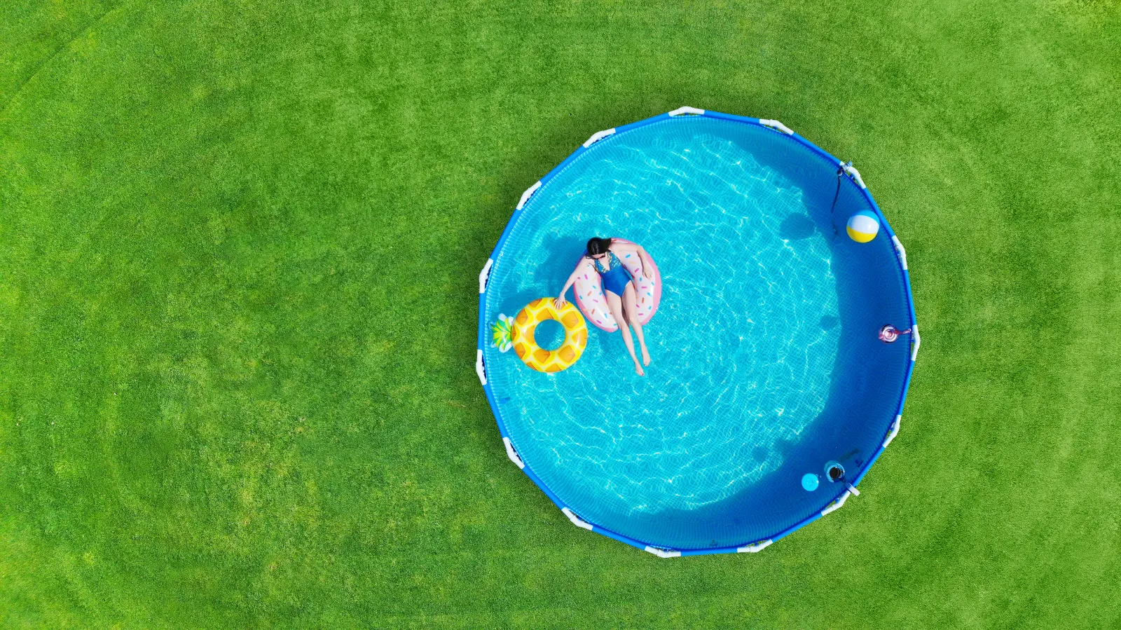 Vous achetez une piscine à cadre ? Ces erreurs peuvent être coûteuses